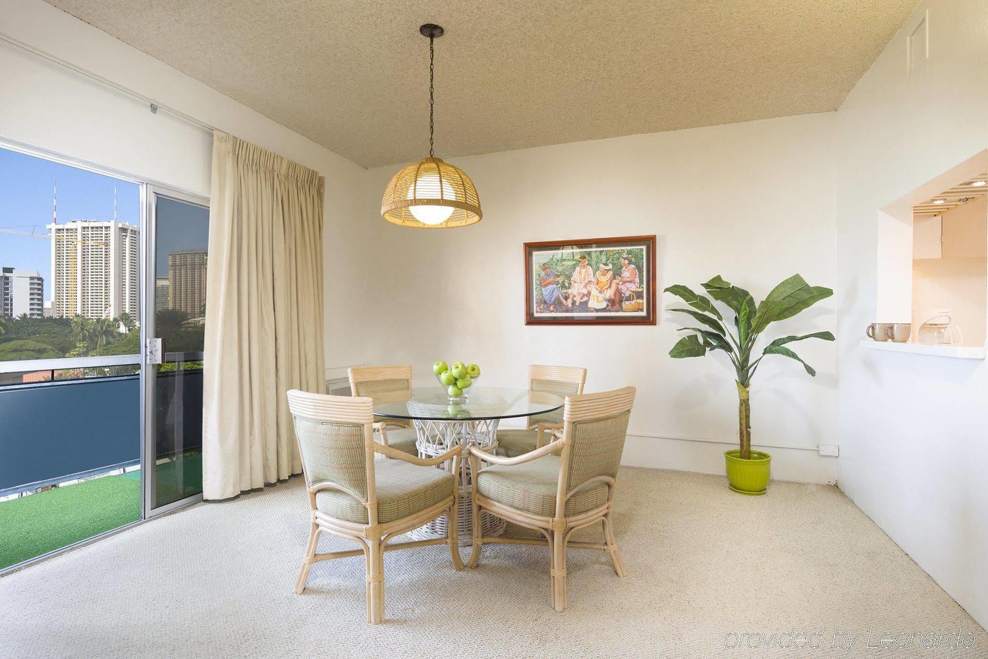 Polynesian Residences Waikiki Beach Гонолулу Экстерьер фото